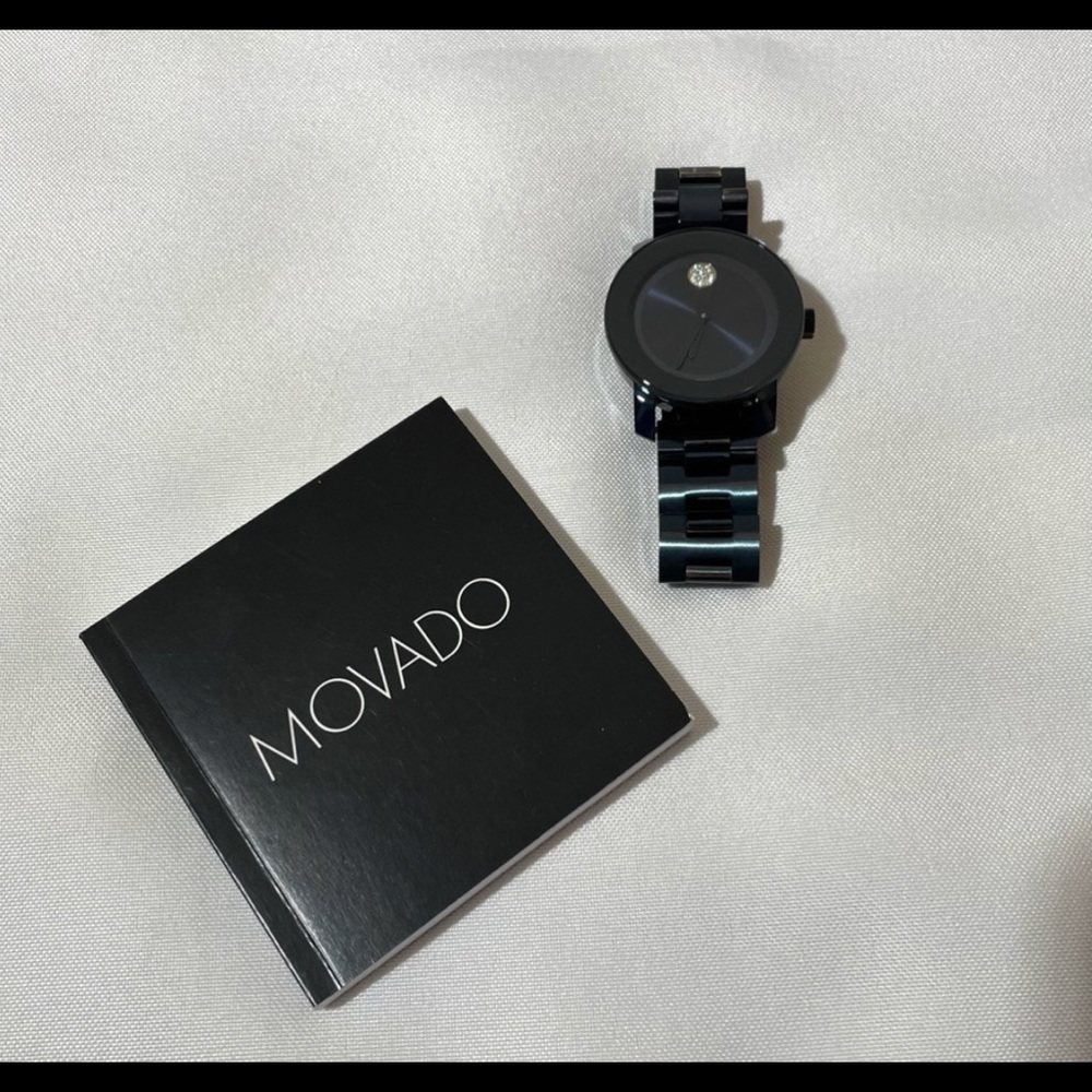 MOVADO BOLD CERAMIC WOMANS WATCH.